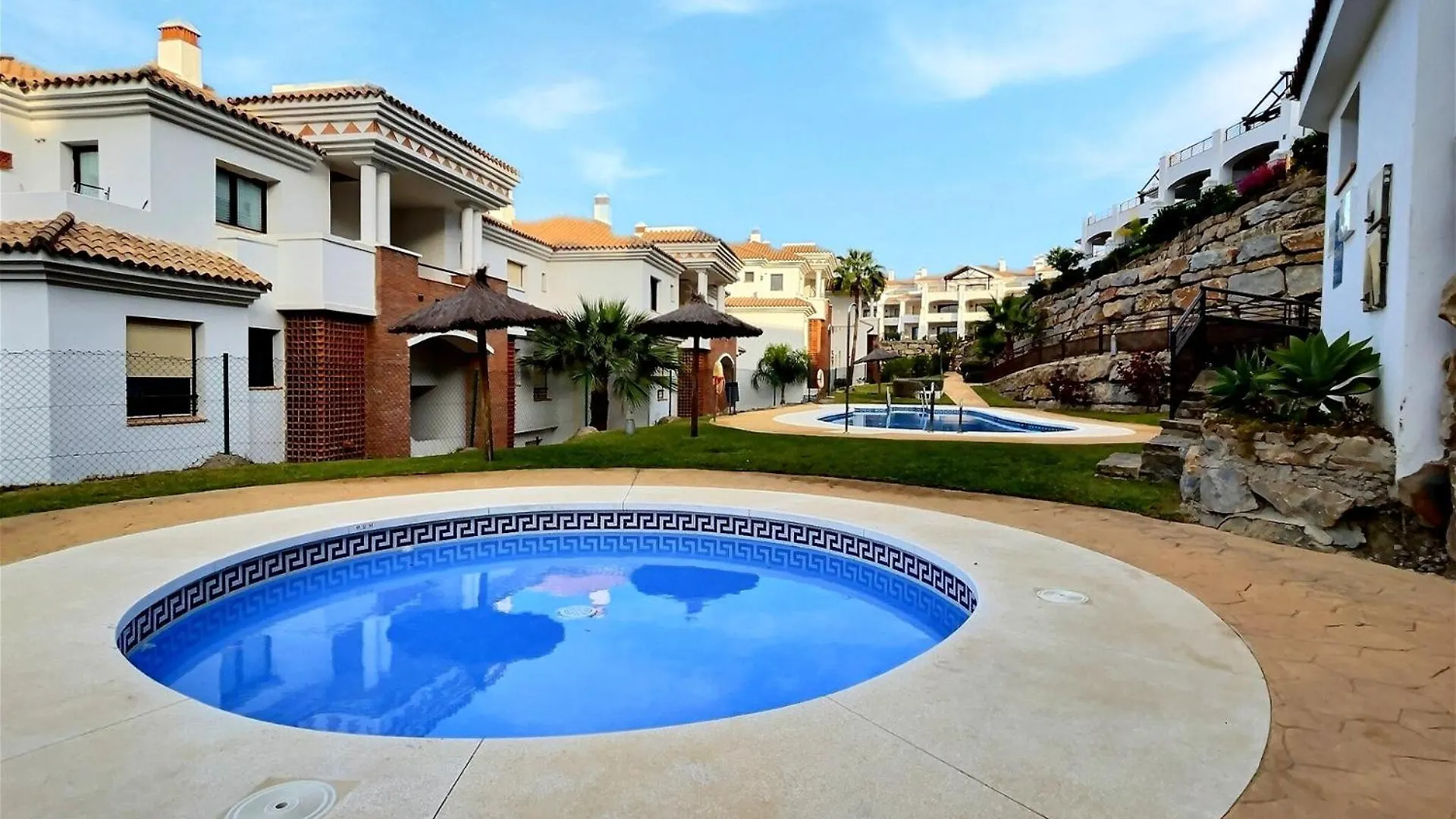Apartment Superb 3-Bed Penthouse Minutes Drive To The Beach Buenas Noches Spain